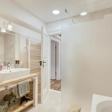 Apartment In With Sauna *